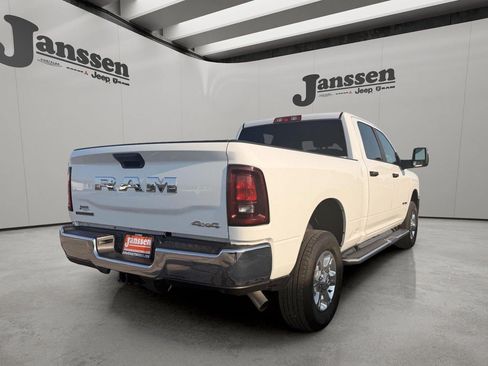 Used 2026 RAM 2500 Big Horn AWD/4WD image 4