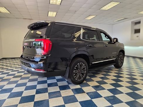 Used 2026 GMC Yukon Elevation AWD/4WD image 8