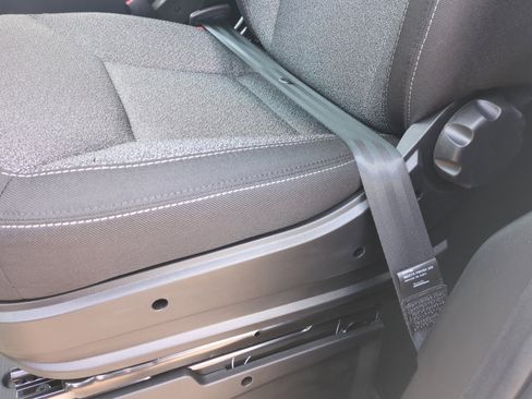 New 2025 RAM ProMaster 2500 w/ Quick Order Package 22G SLT image 14