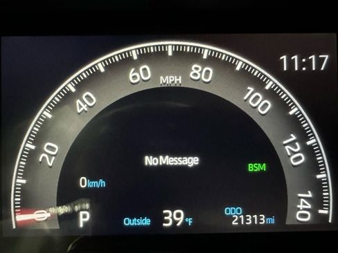 Used 2025 Toyota RAV4 XLE image 24