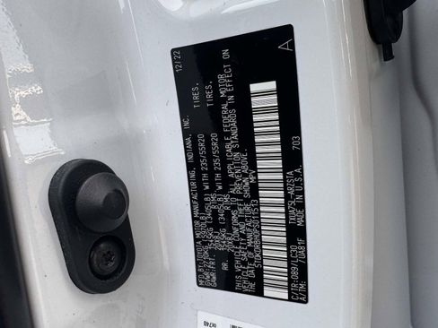 Used 2023 Toyota Highlander XSE image 22