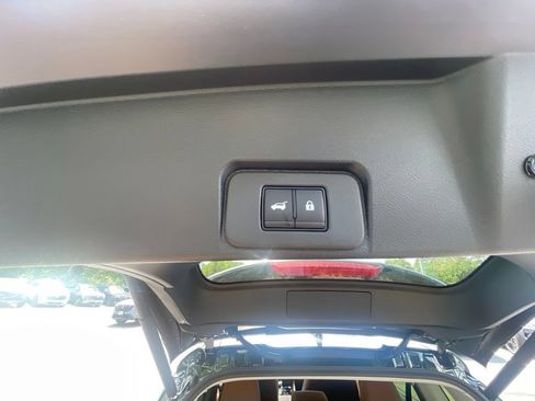 New 2026 Nissan Rogue Platinum AWD/4WD image 18