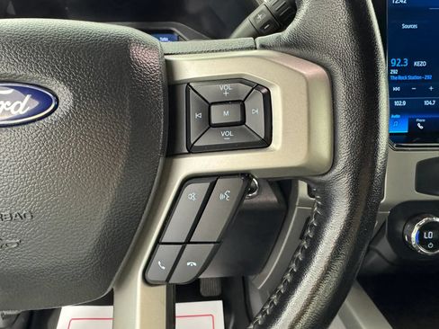 Used 2022 Ford F350 Lariat w/ Black Appearance Package AWD/4WD image 16