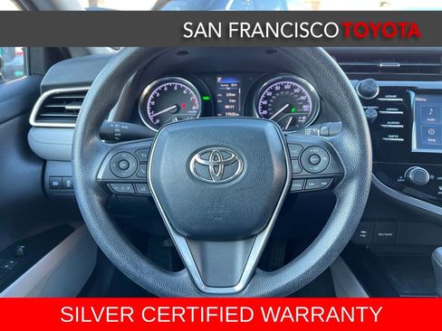 Certified 2018 Toyota Camry LE image 30