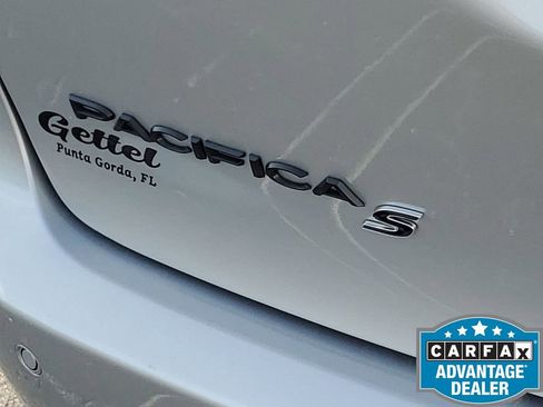 Used 2023 Chrysler Pacifica Limited w/ S Appearance Package image 43