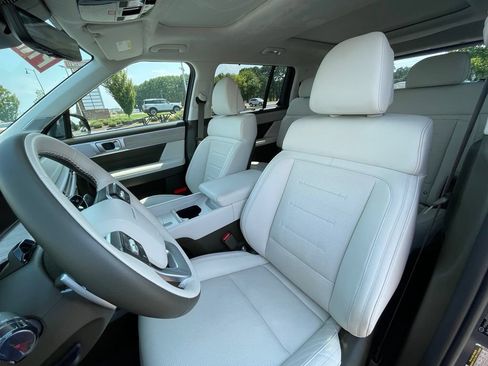 Used 2025 Hyundai Santa Fe Calligraphy FWD image 23