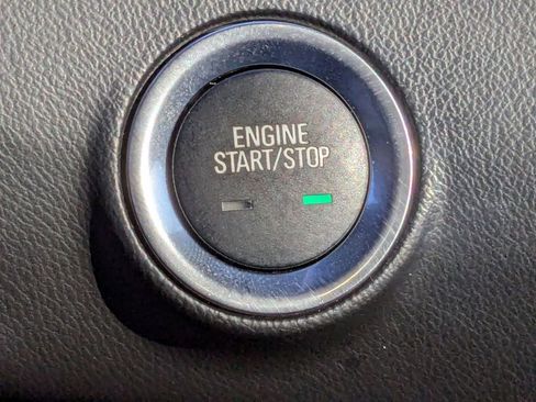 Used 2019 GMC Terrain SLT w/ LPO, Floor Liner Package image 29