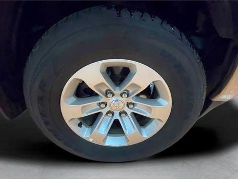 Used 2024 RAM 1500 Laramie image 34