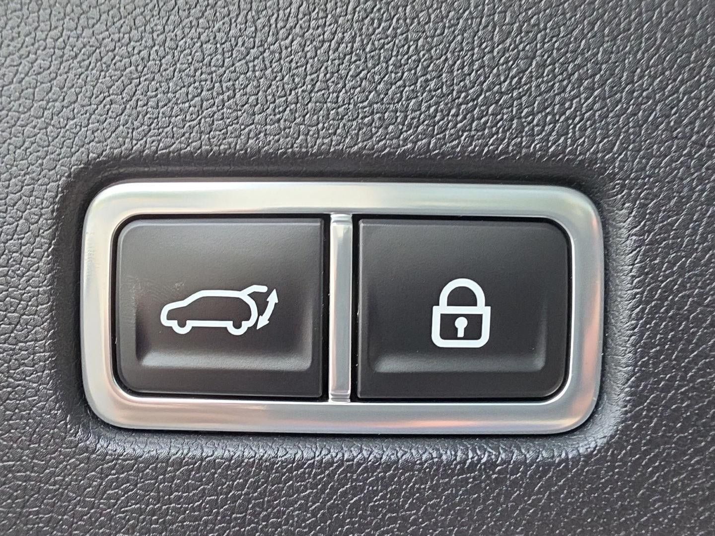 Certified 2023 Kia Sorento SX Prestige AWD/4WD image 11