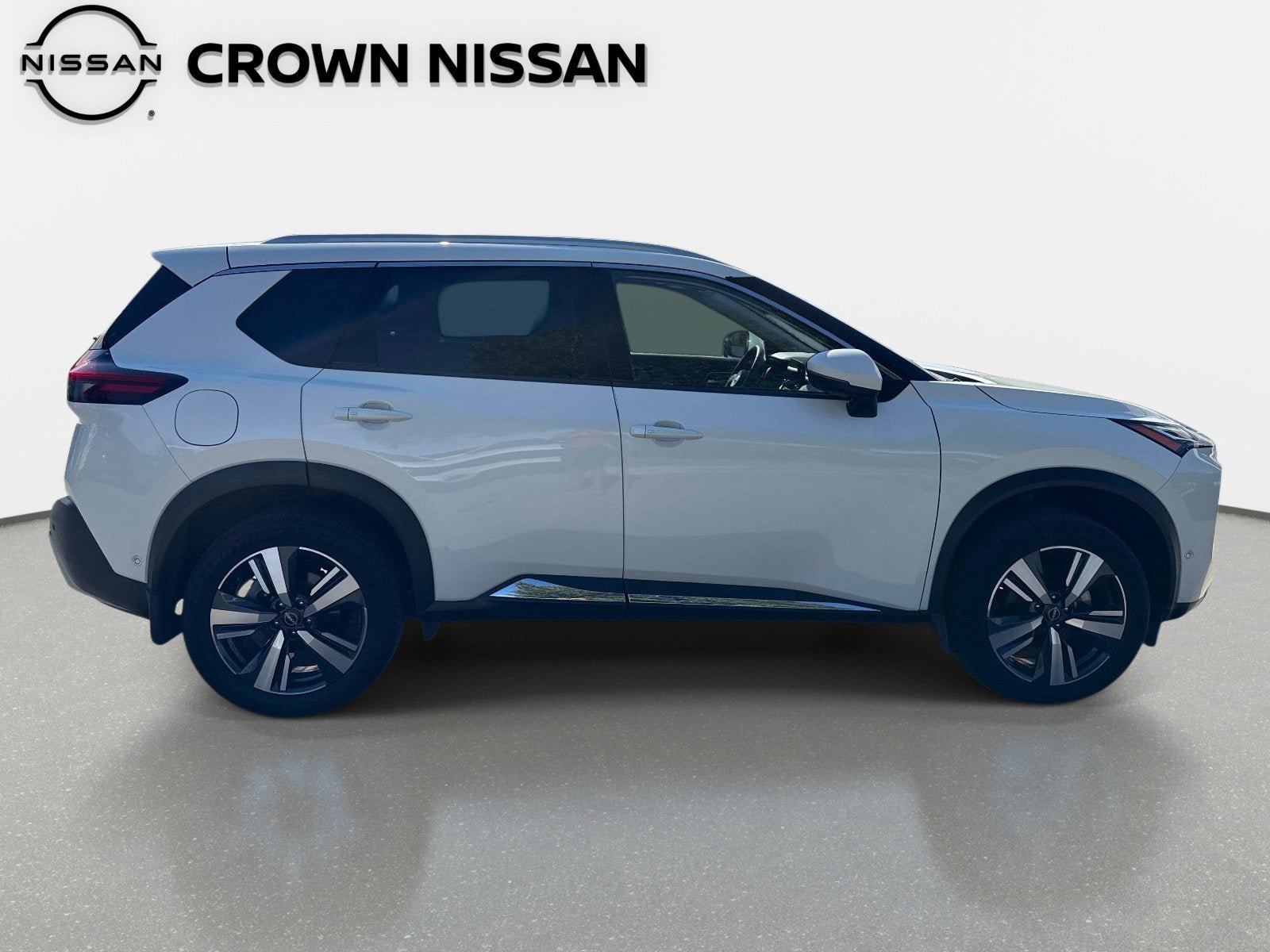 Certified 2023 Nissan Rogue Platinum w/ Platinum Premium Package FWD image 8
