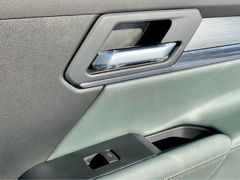 New 2026 GMC Terrain AT4 w/ LPO, Black Badging Package image 49