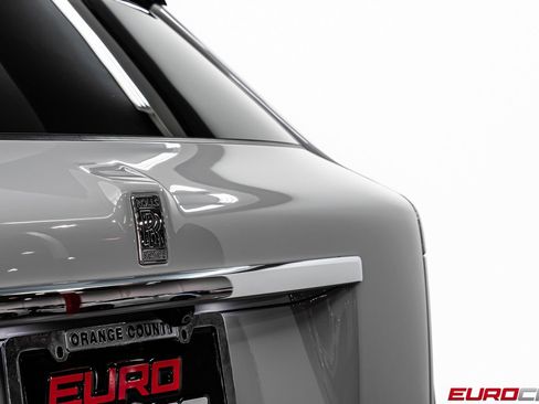 Used 2021 Rolls-Royce Cullinan image 20