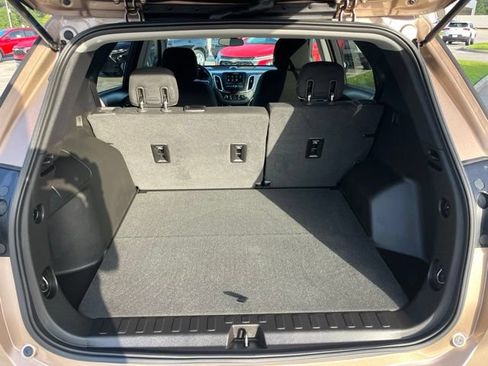 Used 2019 Chevrolet Equinox LS w/ LS Convenience Package FWD image 6
