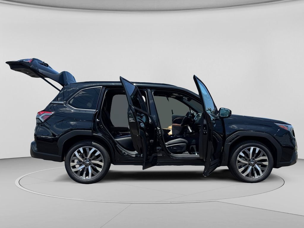 Used 2026 Subaru Forester Touring AWD/4WD image 28
