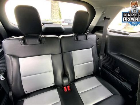 Used 2022 Ford Explorer XLT w/ Equipment Group 202A AWD/4WD image 27