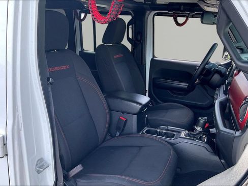 Used 2019 Jeep Wrangler Unlimited Rubicon w/ LED Lighting Group AWD/4WD image 30