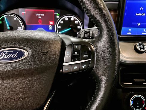 Used 2022 Ford Maverick Lariat w/ Lariat Luxury Package image 24