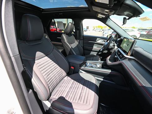 New 2026 Ford Explorer ST-Line AWD/4WD image 23