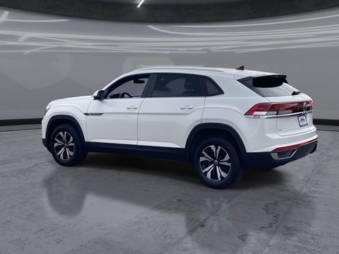 New 2026 Volkswagen Atlas Cross Sport SE image 4