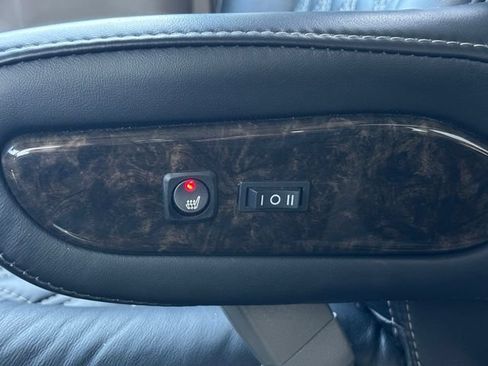 Used 2025 GMC Savana 2500 w/ Driver Convenience Package RWD image 34