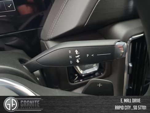 New 2026 GMC Yukon XL Denali w/ Sun & Power Step Package AWD/4WD image 25