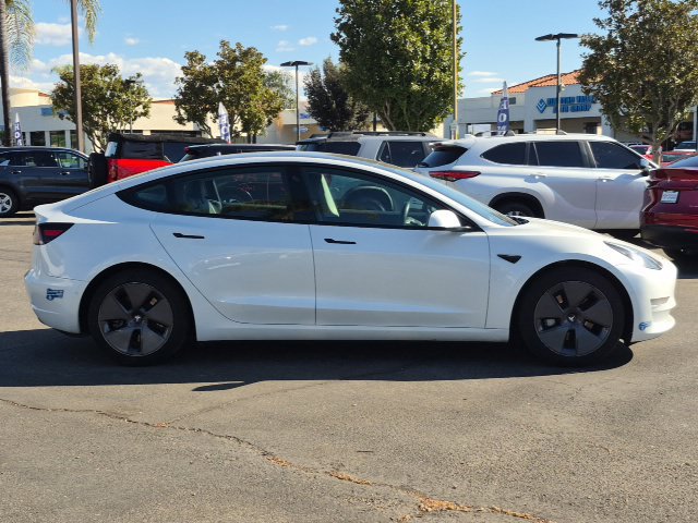 Used 2021 Tesla Model 3 Standard Range Plus RWD image 4