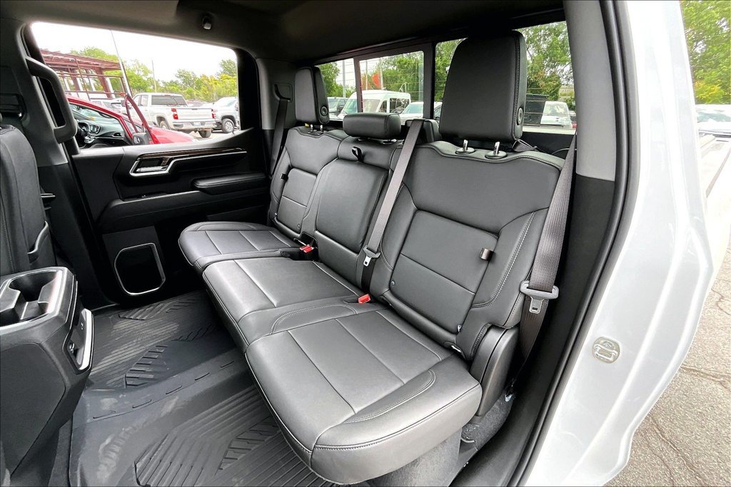 New 2026 Chevrolet Silverado 1500 RST AWD/4WD image 10