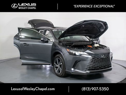Used 2024 Lexus RX 350h w/ Accessory Package (Z1) AWD/4WD image 17