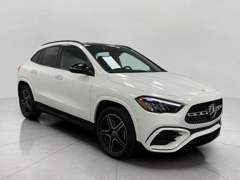 Certified 2026 Mercedes-Benz GLA 250 4MATIC image 1
