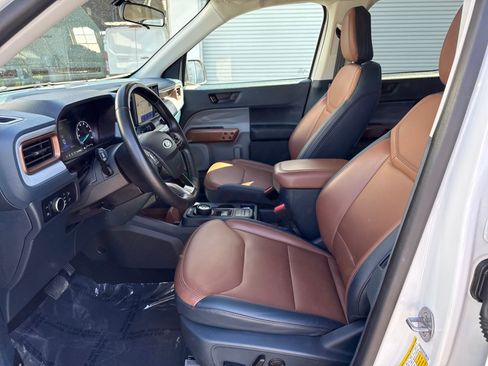 Certified 2024 Ford Maverick Lariat image 9