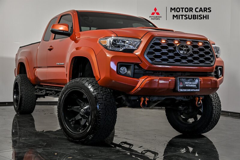 Used 2016 Toyota Tacoma TRD Sport w/ Towing Package RWD image 1