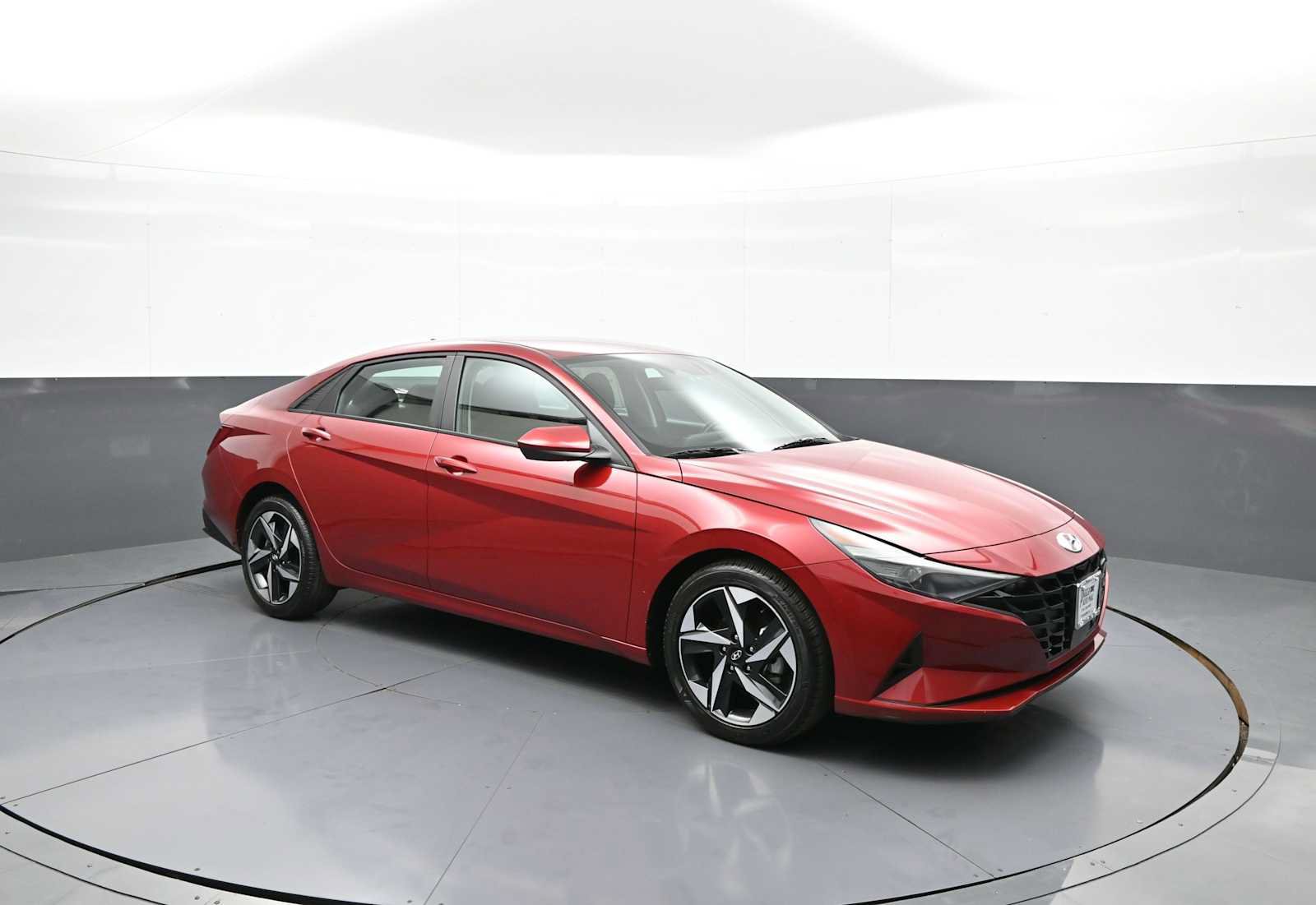 Certified 2023 Hyundai Elantra SEL w/ Convenience Package FWD image 4