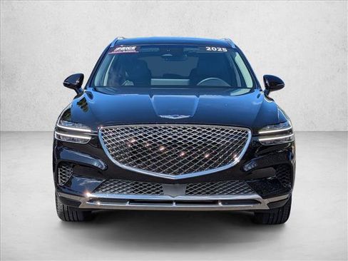 Used 2025 Genesis GV70 2.5T AWD/4WD image 2