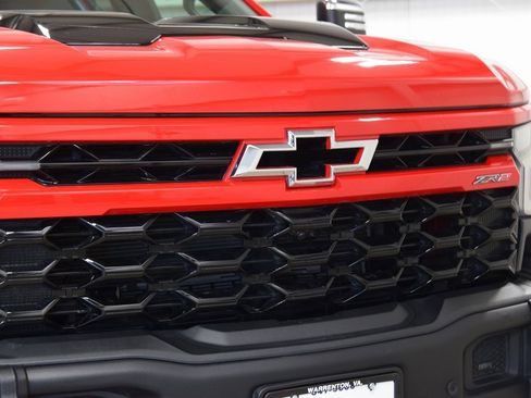 Used 2024 Chevrolet Silverado 1500 ZR2 w/ ZR2 Bison Edition image 9