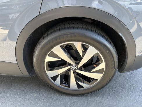 Used 2023 Volkswagen ID.4 Pro RWD image 5