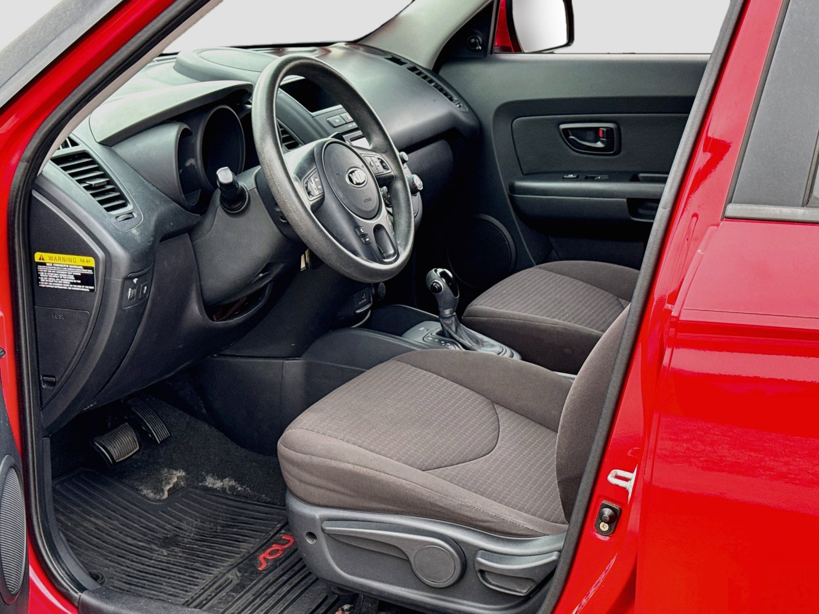 Used 2013 Kia Soul FWD image 11