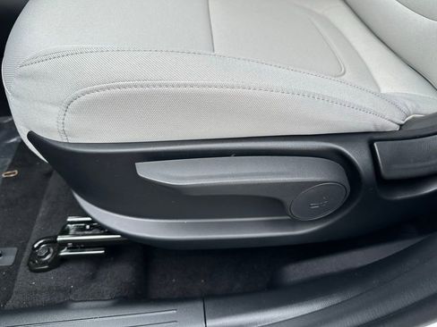 New 2026 Hyundai Tucson SE FWD image 12
