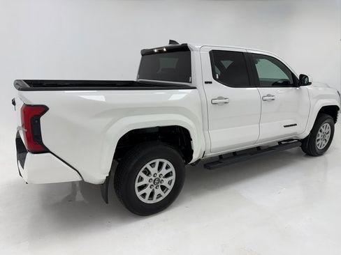 Used 2024 Toyota Tacoma SR5 image 41
