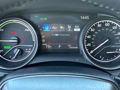 Certified 2022 Toyota Camry XSE FWD image 19