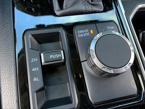 Used 2024 Toyota Tundra SR5 image 31