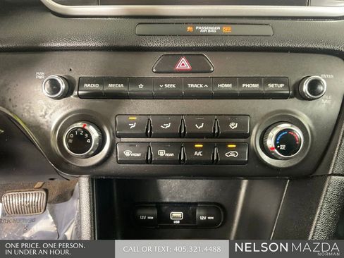 Used 2021 Kia Sportage LX FWD image 35