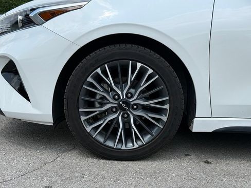 Used 2023 Kia Forte GT-Line w/ GT-Line Technology Package FWD image 4