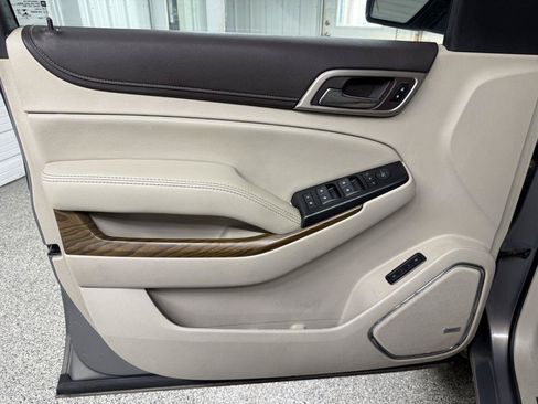 Used 2019 GMC Yukon XL Denali w/ Open Road Package AWD/4WD image 27