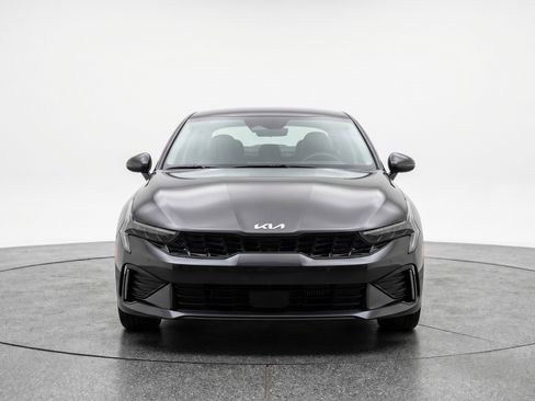 Used 2025 Kia K5 LXS image 2