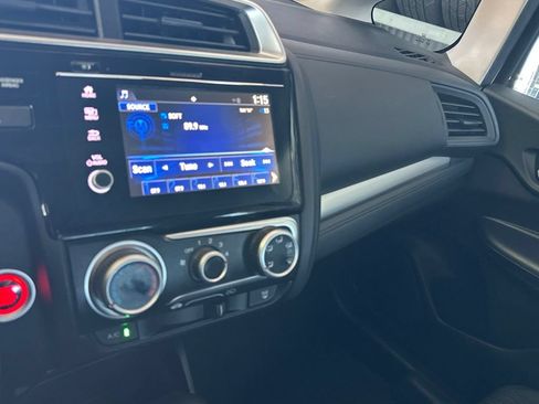 Used 2018 Honda Fit EX image 35