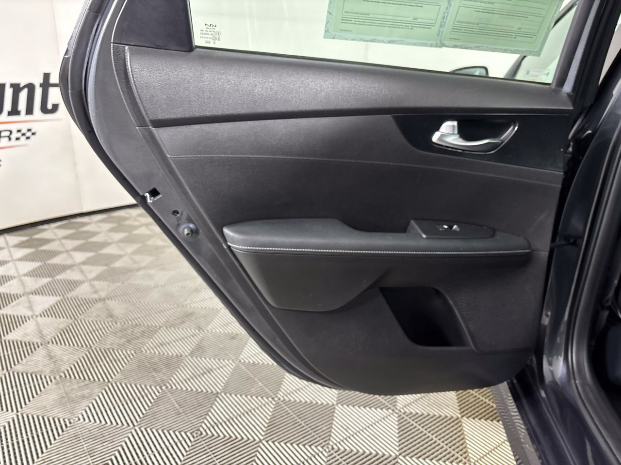 Used 2024 Kia Forte GT-Line w/ GT-Line Premium Package FWD image 24
