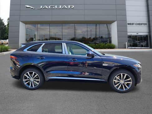 New 2026 Jaguar F-PACE R-Dynamic S image 4