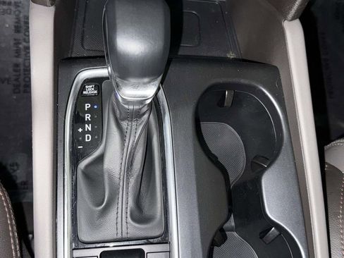 Used 2020 Hyundai Santa Fe Limited AWD/4WD image 24