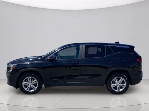 Used 2024 GMC Terrain SLE FWD image 5