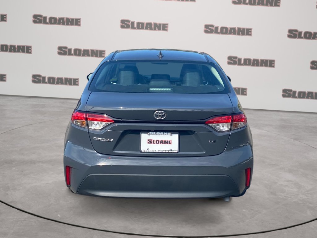 Used 2025 Toyota Corolla LE w/ LE Premium Package FWD image 4